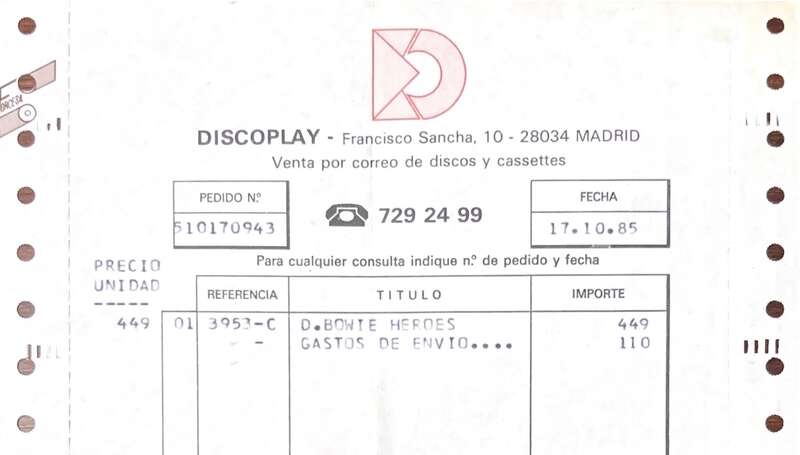 Imatge escanejada de l’albarà de Discoplay amb el número de comanda, la data 17.10.1985, el número de referència i el preu de l’LP Heroes de David Bowie.